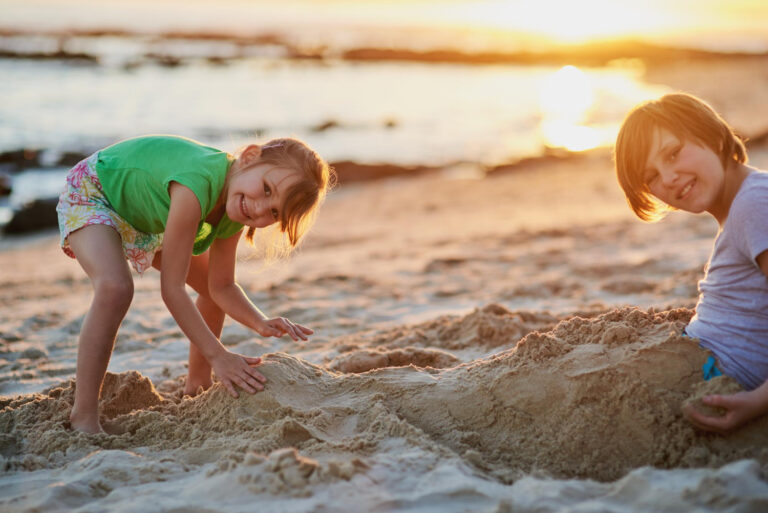 zabawy na plaży dla dzieci